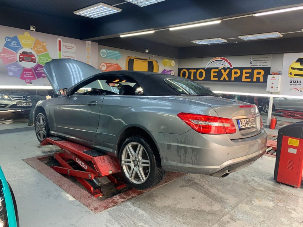 Pazar Günü Açık Oto Ekspertiz